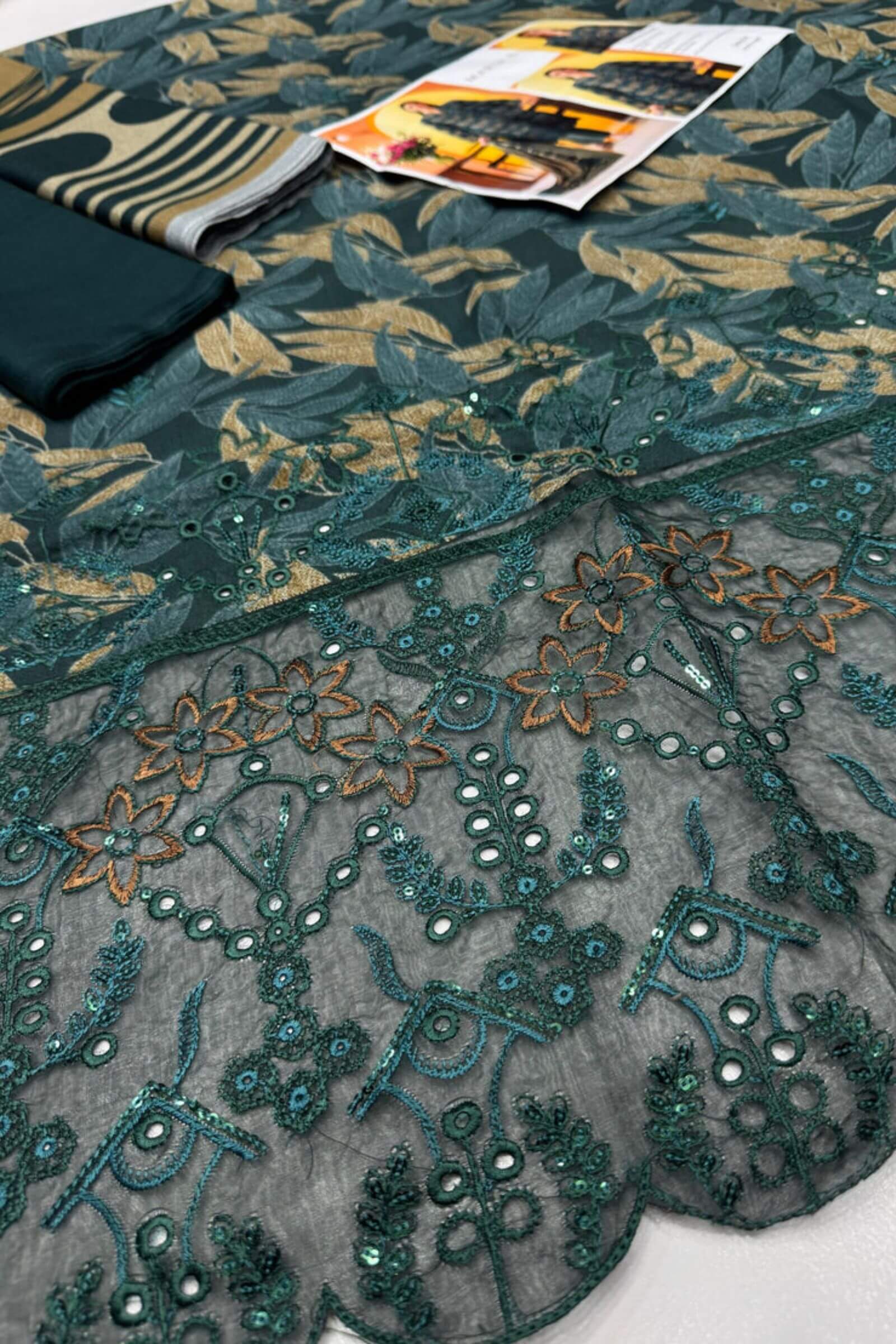 Dhanak with Dhanak Dupatta 3Pc