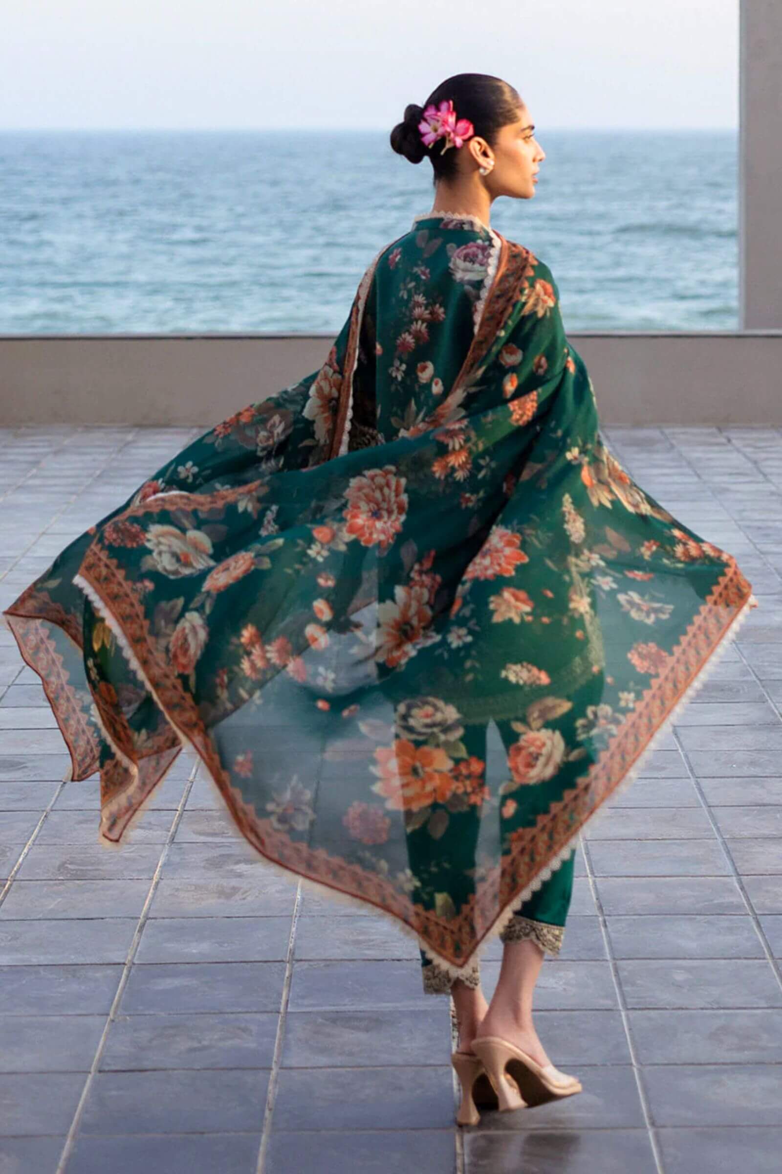 DHANAK EMBROIDERY PATCHES ON ORGANZA 3Pc