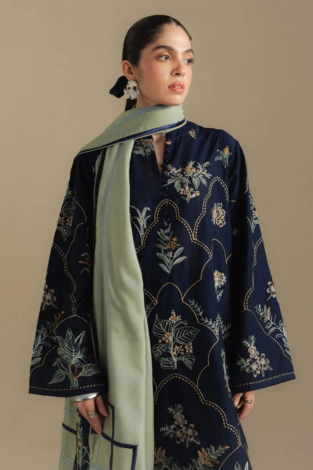 Dhanak with Dupatta Patches