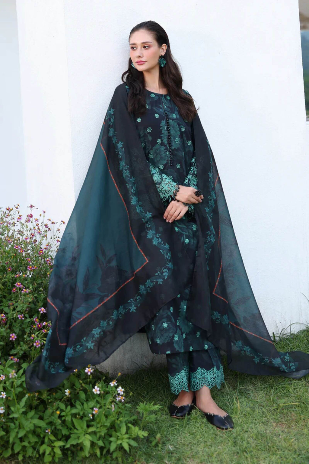 KHADDER WITH PATCHES 3Pc