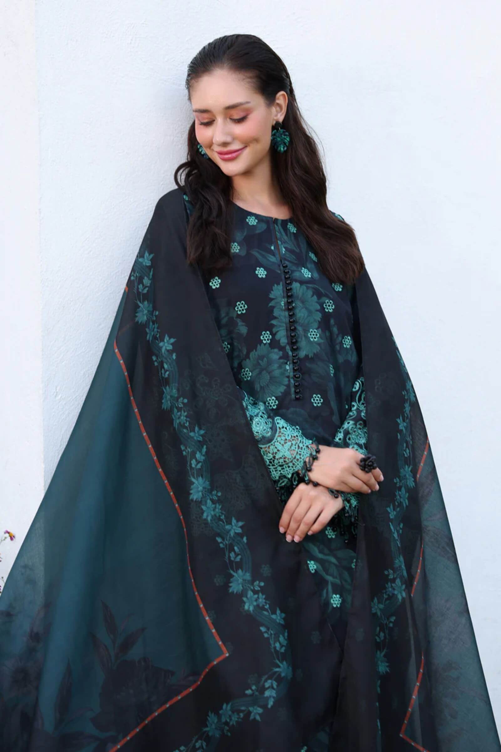 KHADDER WITH PATCHES 3Pc