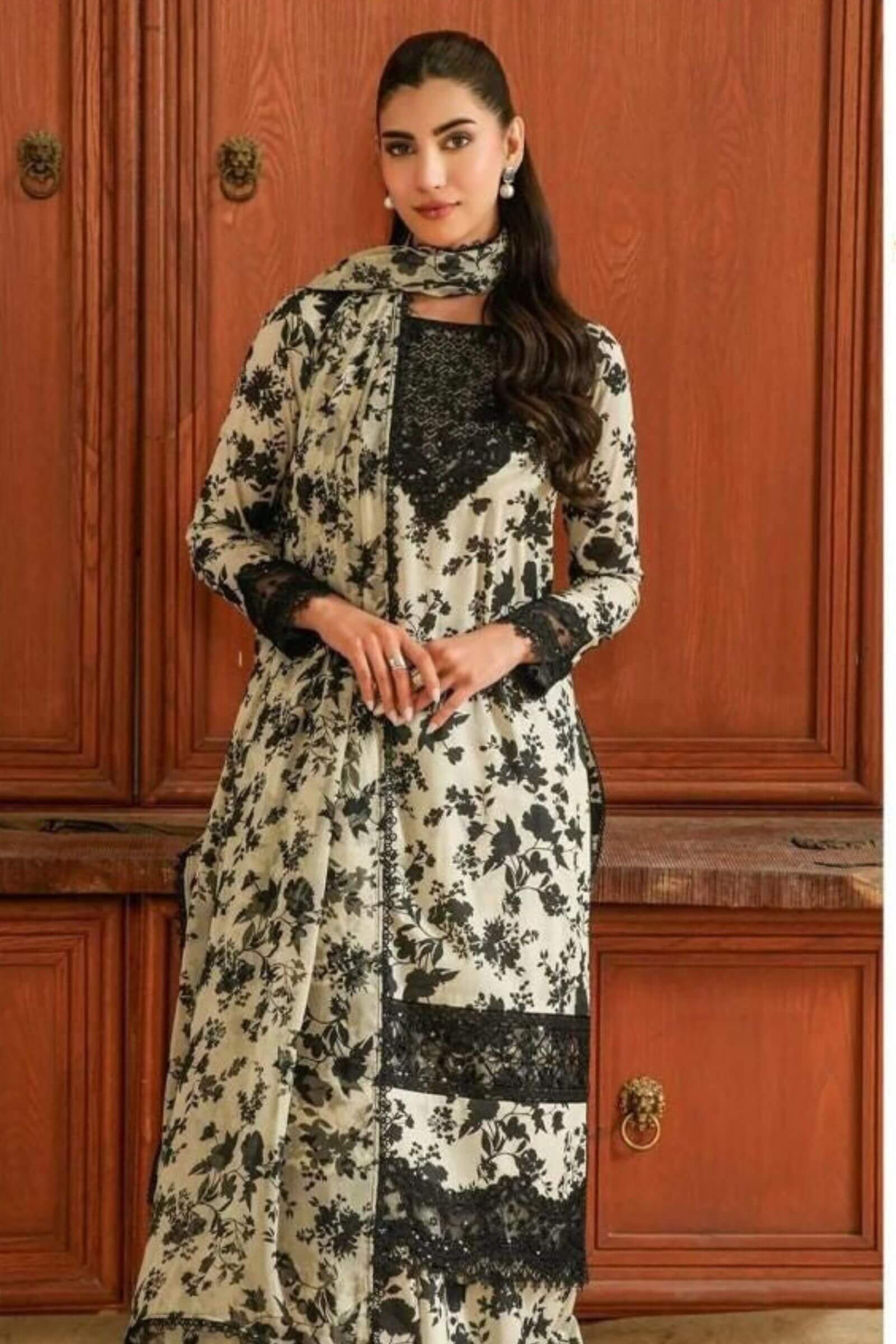 KHADDER WITH PATCHES 3Pc