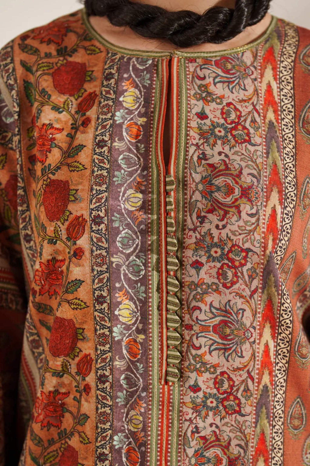 KHADDER WITH PATCHES