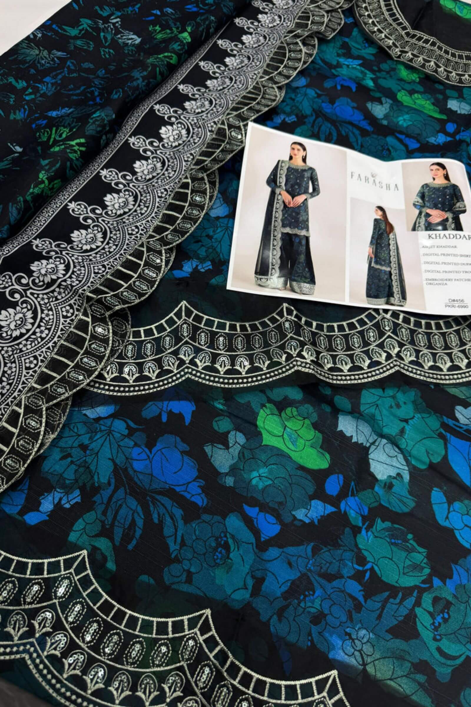 Dhanak , Khadder with Dupatta Embroidery 3Pc